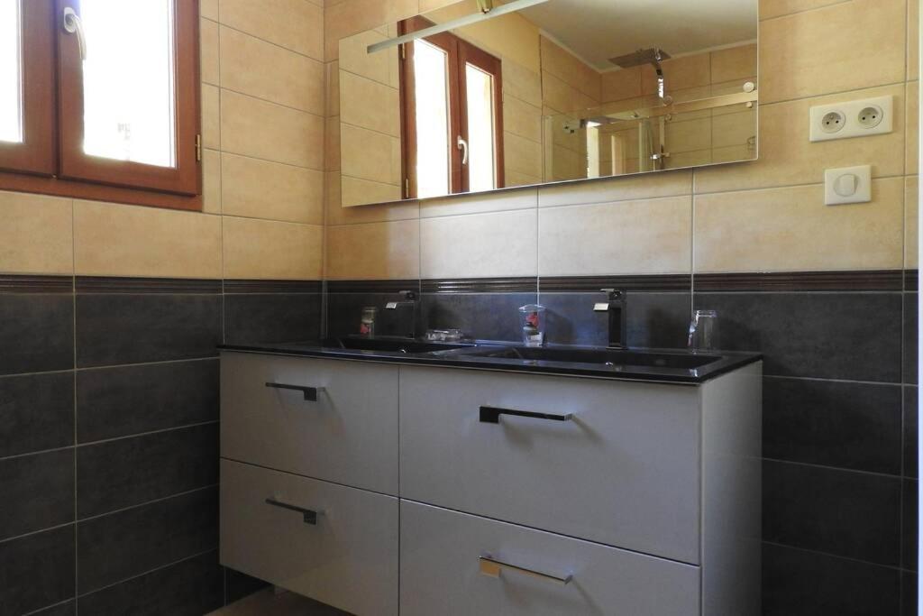 Gite Le Coup Dair En Perigord Noir Tursac Exterior photo